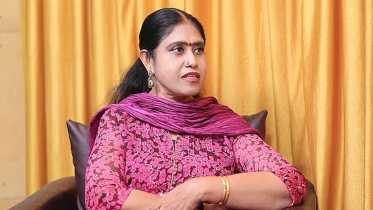 “என் இளமையை காங்கிரஸ் கட்சிக்காக வீணாக்கிவிட்டேன்...!”