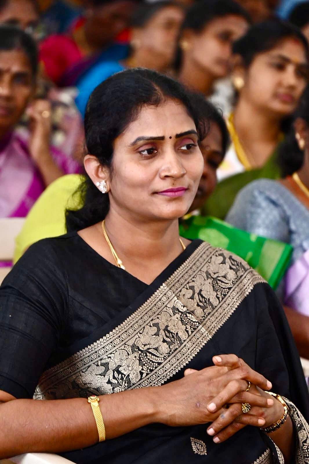 திமுக மாணவர் அணிக்கு புதிய செயலாளர்... முதல் பெண்!