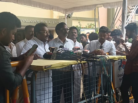 தொகுதிப் பங்கீட்டில் இழுபறி... ம.நீ.ம. கட்சிக்கு சின்னம் சிக்கல்!