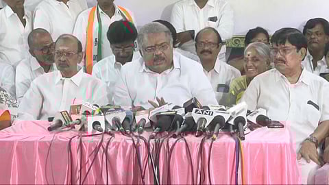 ஜி.கே.வாசன்