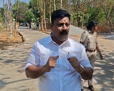 தஞ்சை மாவட்ட பா.ஜ.க. துணைத்தலைவர் முரளிதரன்