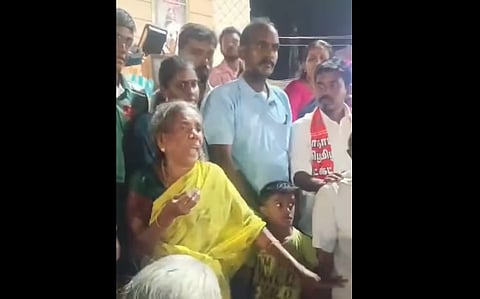 பாதிக்கப்பட்டவரின் தாயார் 