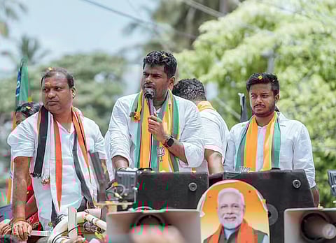 வானதி சீனிவாசன் மகன் ஆதர்ஷ்