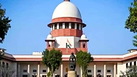 தனிச்சிறப்பு அதிகாரத்தைப் பயன்படுத்தி போக்ஸோ குற்றவாளியை விடுவித்த உச்சநீதிமன்றம்.