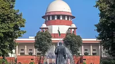 மூன்றில் ஒருவர் போலி வழக்கறிஞர் - உச்சநீதிமன்றத்தில் பொதுநலன் மனு
