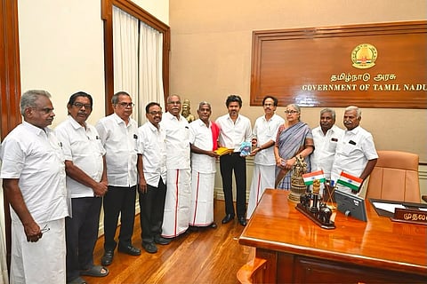 விஜய்யுடன் கம்யூனிஸ்ட் தலைவர்கள் சந்திப்பு!