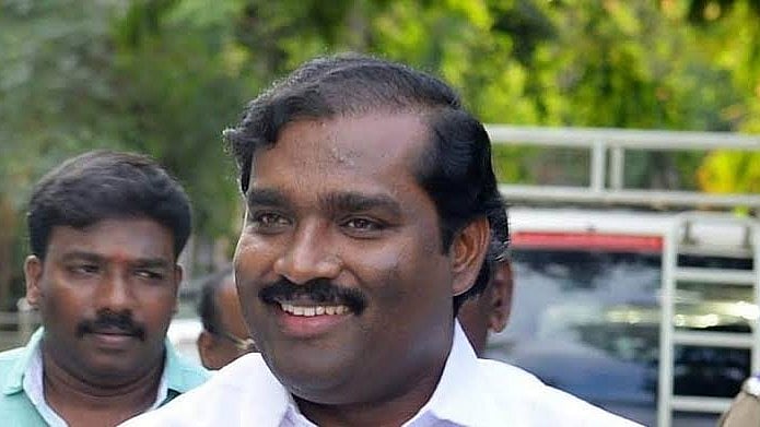 மூன்றாவதாக தமிழ்த்தாய் வாழ்த்து... தொடரும் சர்ச்சை!