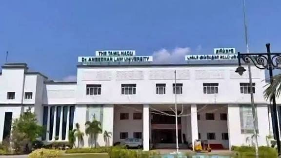 உஷார்... 3 சட்டக்கல்லூரிகளின் மாணவர் சேர்க்கை அனுமதி ரத்து! 
