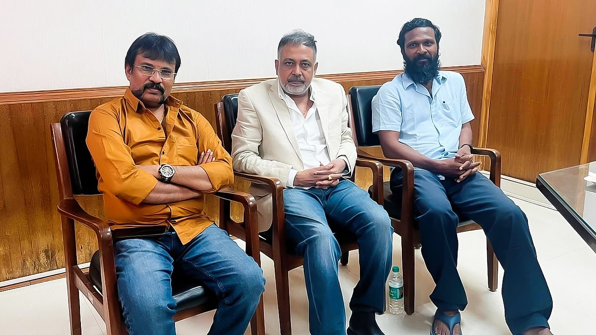 தமிழகம் பரிசுத்தமாகிவிட்டது’- முதல்வர் விஜய்க்கு இயக்குநர் லிங்குசாமி சர்டிபிகேட் !