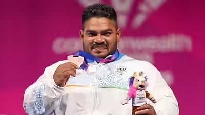 கிளாஸ்கோ காமன்வெல்த் போட்டியில் இந்தியா வென்ற முதல் பதக்கம்! 