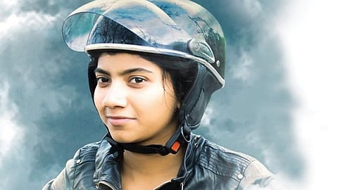 பாரினில் பெண்கள் உழைக்க வந்தோம்