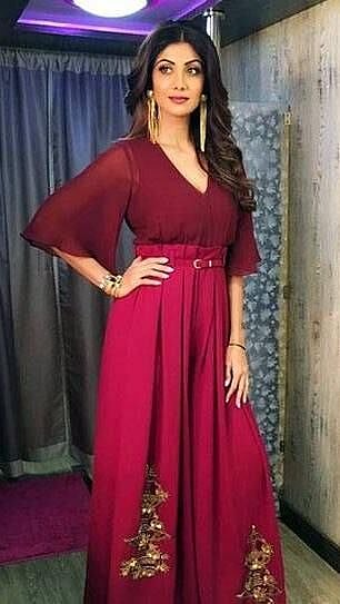 পুৰুষক ধৰাশায়ী কৰিব পৰা ৰঙা পোছাকত শিল্পা শেট্টীঃ