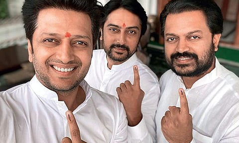 ৰাজনৈতিক পৃষ্ঠভূমিৰ পৰা অহা বলীউডৰ চেলিব্ৰিটিসকল