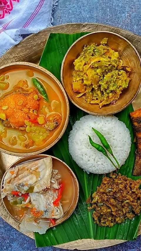 অসমৰ ১০ টা পৰম্পৰাগত ব্যঞ্জন যাৰ আপুনি এবাৰ হলেও সোৱাদ লওক