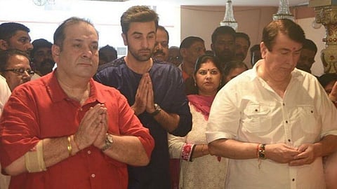 শেষ বাৰৰ বাবে পালন কৰিলে গনেশ চতুৰ্থী আৰকে ষ্টুডিঅ'ত
