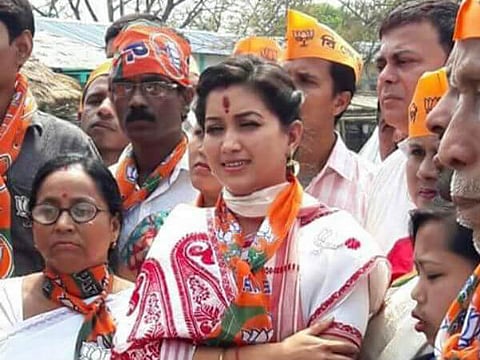 বটদ্ৰৱাত পানী যোগান আঁচনিৰ শুভ উদ্বোধন বিধায়িকা আঙুৰলতাৰ