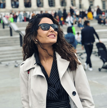 লণ্ডন ডায়েৰীচ;হিনা খানৰ কিছু সুন্দৰ ফটো