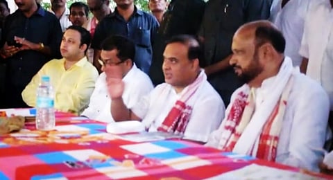 বঢ়মপুৰ সমষ্টিত বিত্ত তথা গড়কাপ্তানী মন্ত্ৰী হিমন্ত বিশ্ব শৰ্মাৰ পৰিদৰ্শন