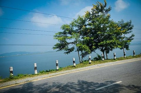 দীপৰ বিললৈ বনভোজৰ বাবে যাব নেকি? সাবধান প্ৰশাসনে জাৰি কৰিছে এই নিৰ্দেশনা