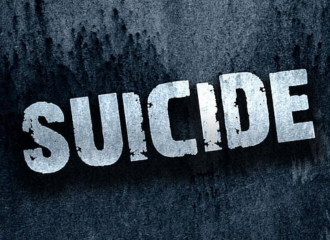 নগাঁও কাগজ কলৰ জেষ্ঠ কৰ্মচাৰী বিশ্বজিৎ মজুমদাৰৰ আত্মহত্যা