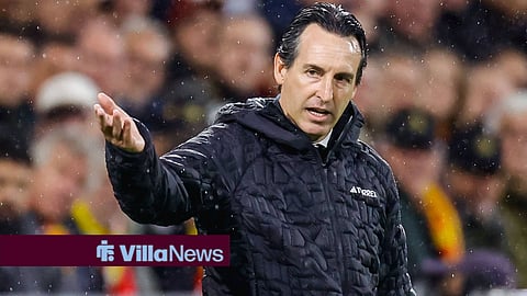 Unai Emery looking annoyed