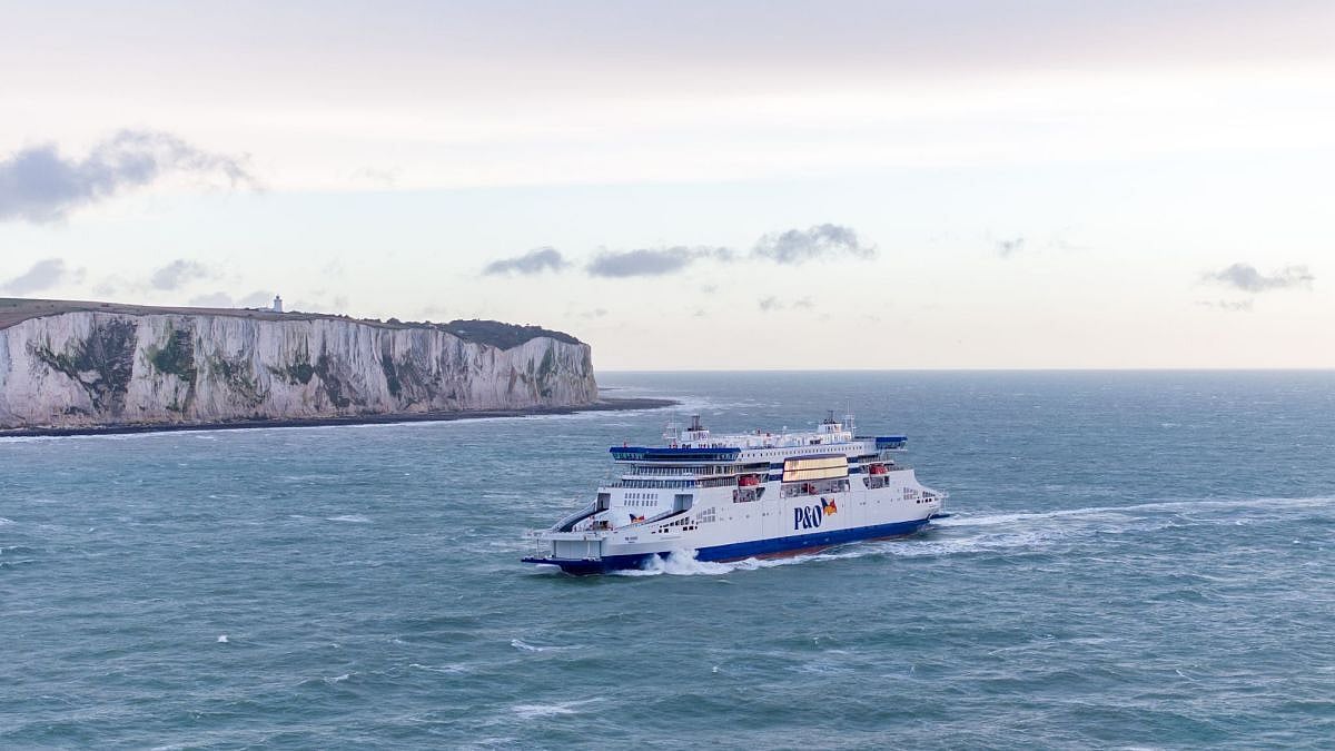 P&O Ferries Names Second Hybrid Vessel 'P&O Liberte' for Dover-Calais Route