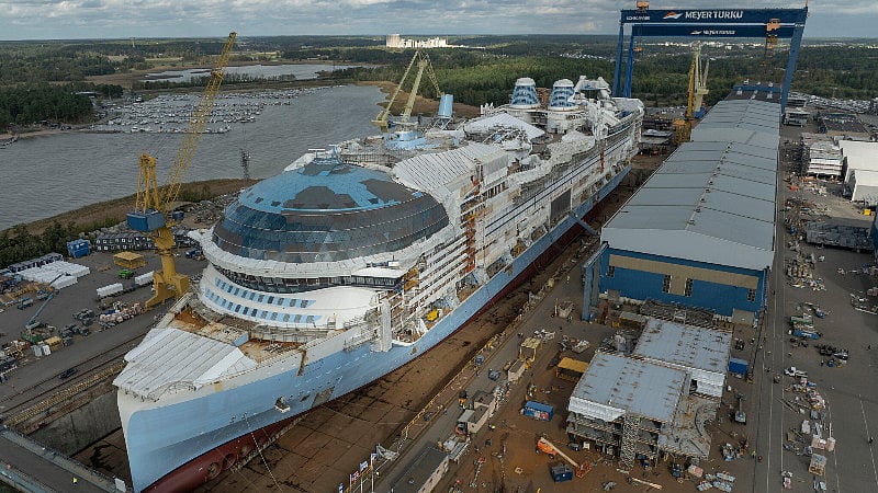 Royal Caribbean's Newest LNGPowered Cruise Ship 'Star of the Seas