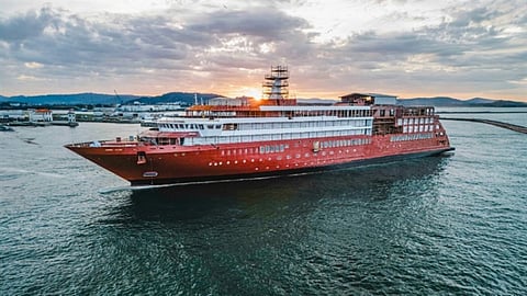 Star Seeker being launched into the water