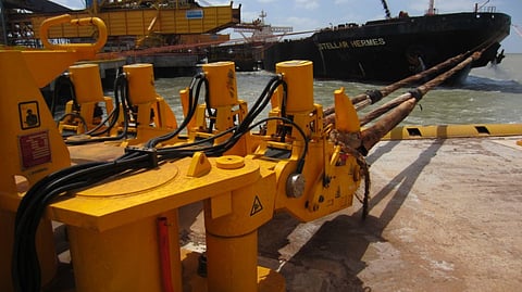 Mampaey quick release hook installation at Vale's terminal in São Luís Brazil