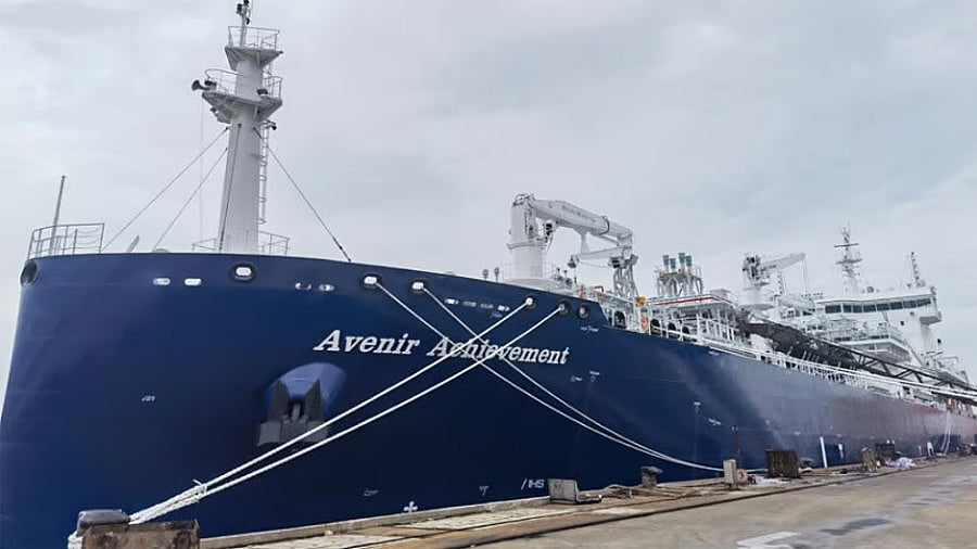Stolt-Nielsen and NYK Line enter joint venture for Avenir LNG