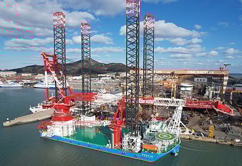 Tiejian Fengdian 2000 – China Railway Construction places turbine installation jackup into service