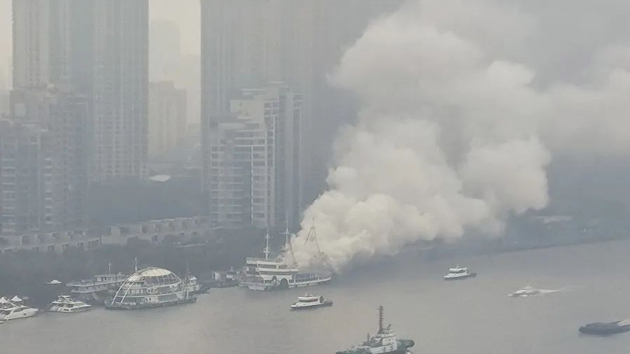 Fire ignites on berthed cruise ship in Shanghai