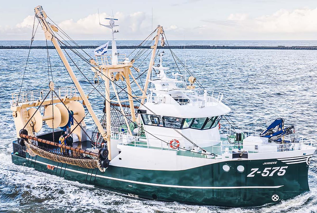 VESSEL REVIEW | Janneke – Versatile beamer/twin-rigger delivered to ...