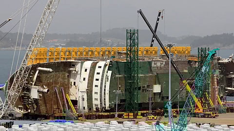 South Korean investigators cite stability and steering issues in Sewol ferry tragedy