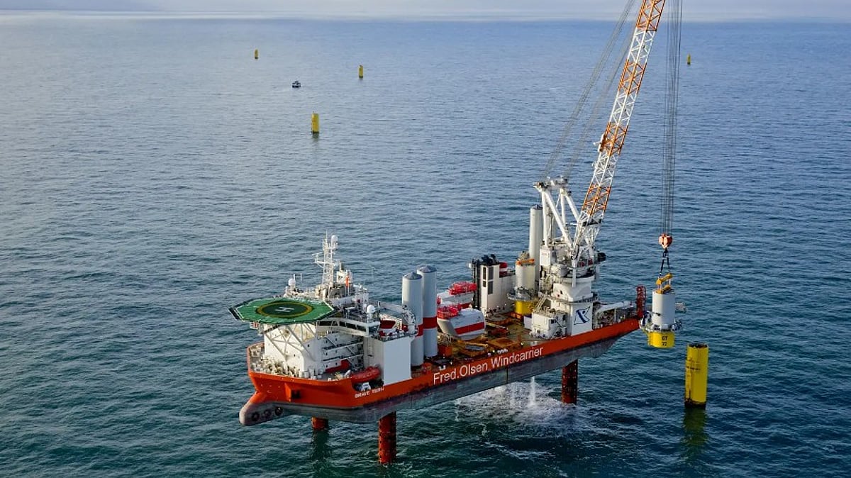 Dong Fang Offshore signs MOU for wind farm construction vessel
