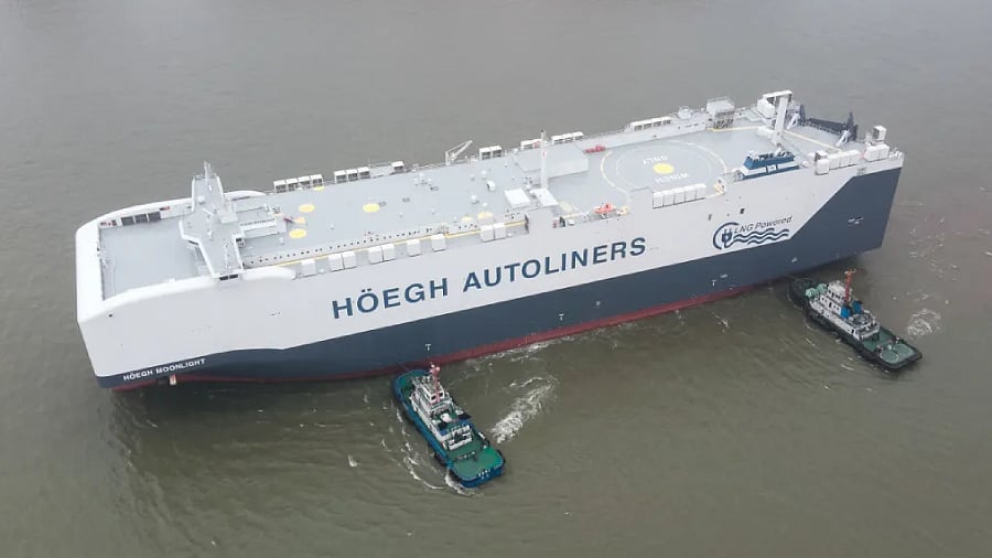 Sea trials begin for Hoegh Autoliners' newest dual-fuel car carrier
