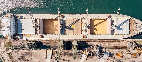 Loading of dry cargo ship