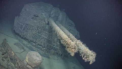 One of Teruzuki's four twin 100mm gun turrets