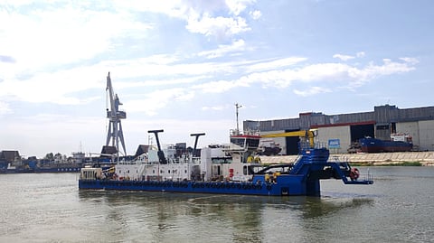 Lotos-4