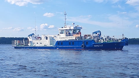 The Project 3050.1A buoy tender Fregat