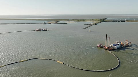 Van Oord dredgers and other assets at the Fish Migration River