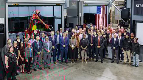Larissa Smith, Director, Advanced Manufacturing, DRPM, Maritime Industrial Base Program, US Navy, and Ken Jeanos, VP, Materials and Supply Chain, General Dynamics Electric Boat, are joined by Lincoln Electric leadership and its additive manufacturing team to commemorate the ribbon cutting that marks the investment of four new additive manufacturing cells to support the production of critical submarine components, September 30, 2025