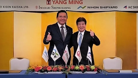 Dr Chuck Tsai (left), Yang Ming Marine Transport Corporation Chairman, and Yukito Higaki, Director of Nihon Shipyard, at the contract signing ceremony, October 28, 2025