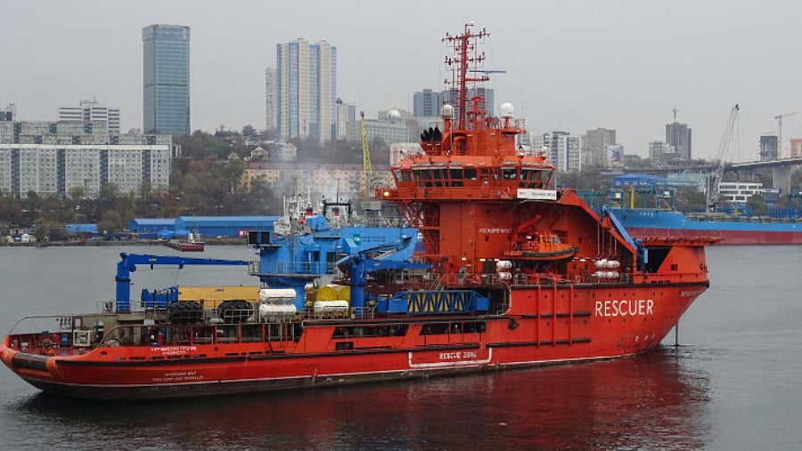 Sea trials begin for Russian Marine Rescue Service's new salvage ship
