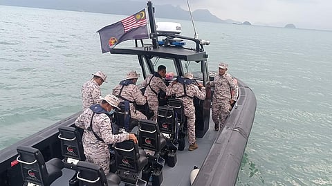 The search and rescue operation for the incident of a boat believed to be carrying illegal immigrants that sank in Malaysia-Thailand border waters, continued this morning with the search area expanded to 255.66 square nautical miles.