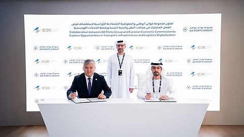Signing of agreement between the EEC and AD Ports Group
