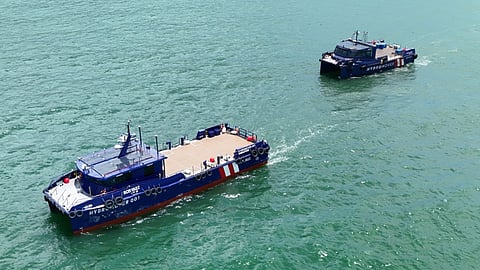 Hydromover 001 (foreground) and the earlier Hydromover