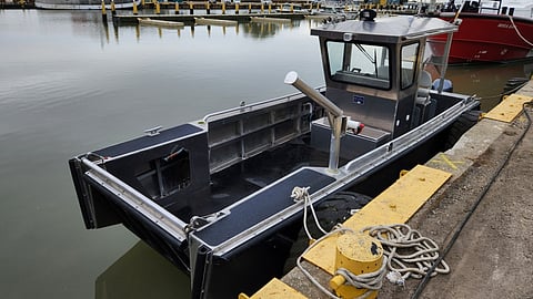 Six-metre landing craft