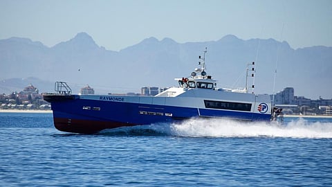 A Peschaud crewboat from the same series as Apolline and Fatimatou