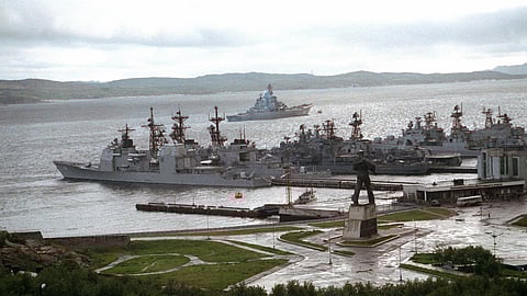 Severomorsk Naval Base in July, 1992